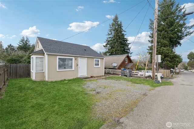 966 Retsil Road, Port Orchard, WA 98366