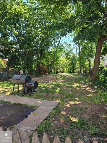 616 Somerset Street, New Brunswick, NJ 08901