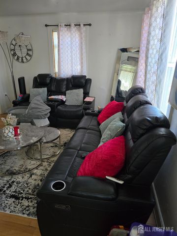 616 Somerset Street, New Brunswick, NJ 08901