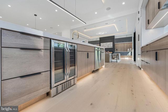 3215 COFER RD, Falls Church, VA 22042