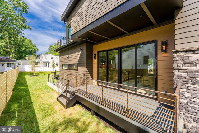 3215 COFER RD, Falls Church, VA 22042