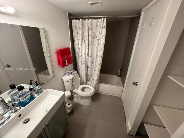 486 NW 165th Street b-303, Miami, FL 33169