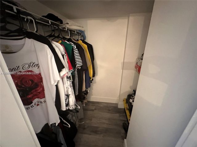 486 NW 165th Street b-303, Miami, FL 33169