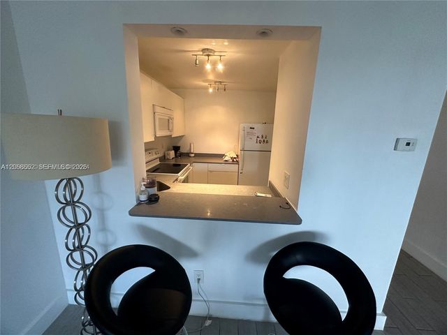 486 NW 165th Street b-303, Miami, FL 33169