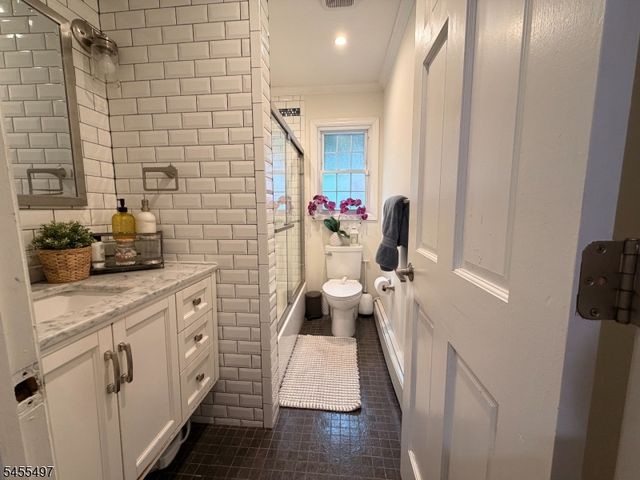 110 Avenue C, Haledon Boro, NJ 07508