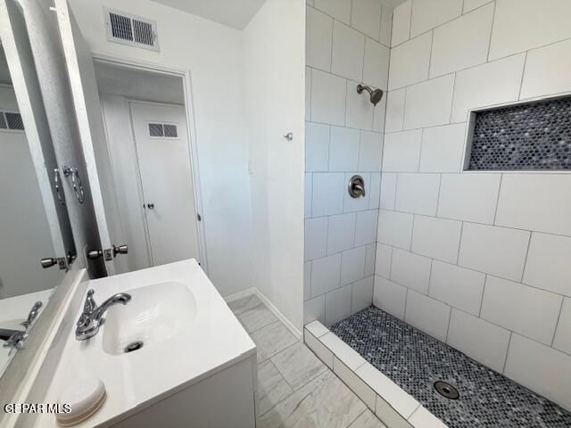 7860 Holly Place, El Paso, TX 79915