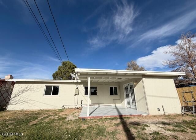 7860 Holly Place, El Paso, TX 79915