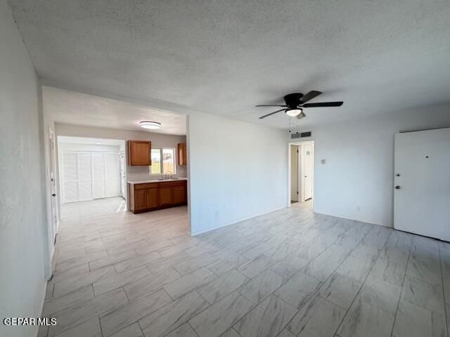 7860 Holly Place, El Paso, TX 79915