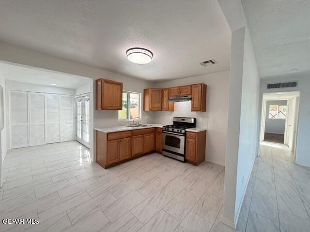 7860 Holly Place, El Paso, TX 79915