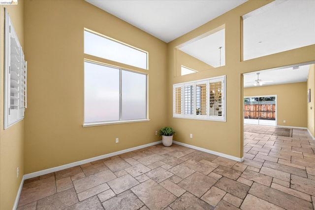 2012 Trailside Dr, Brentwood, CA 94513
