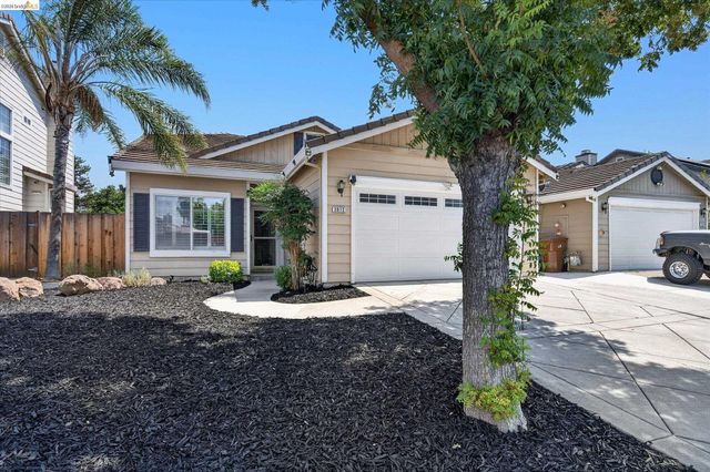 2012 Trailside Dr, Brentwood, CA 94513