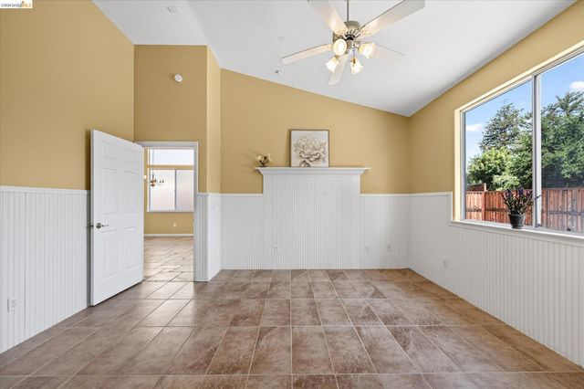2012 Trailside Dr, Brentwood, CA 94513