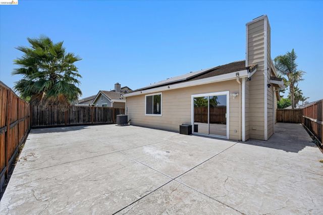 2012 Trailside Dr, Brentwood, CA 94513