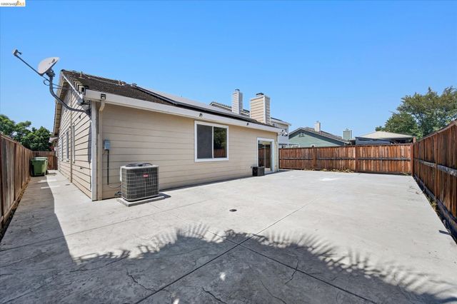 2012 Trailside Dr, Brentwood, CA 94513