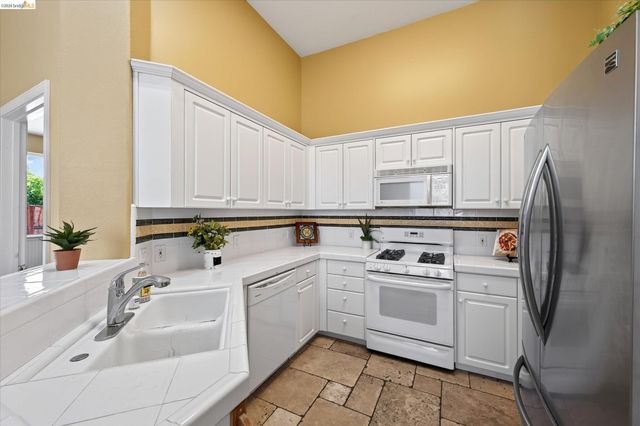 2012 Trailside Dr, Brentwood, CA 94513