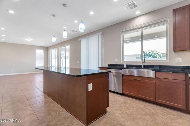 11971 W PATRICK Lane, Sun City, AZ 85373