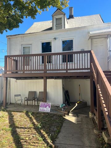 5243 S MAPLEWOOD Avenue, Chicago, IL 60632