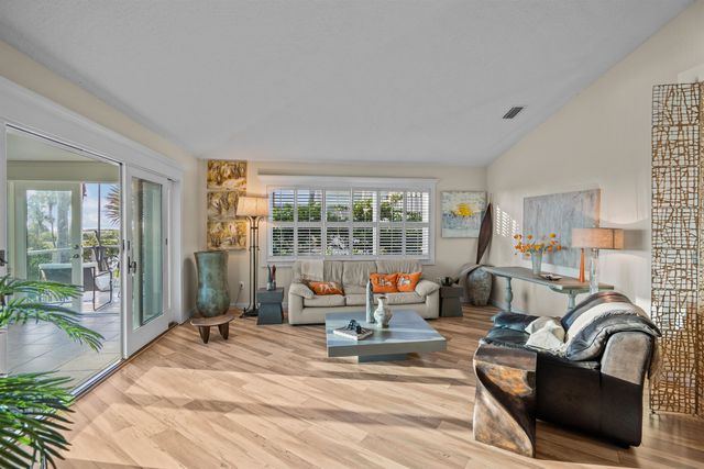 9244 July Ln, St Augustine, FL 32080