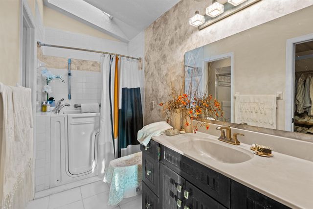 9244 July Ln, St Augustine, FL 32080