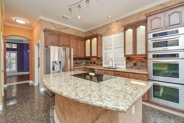 43 Fosters Green Drive, Sugar Land, TX 77479