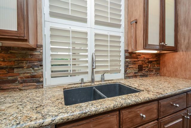 43 Fosters Green Drive, Sugar Land, TX 77479