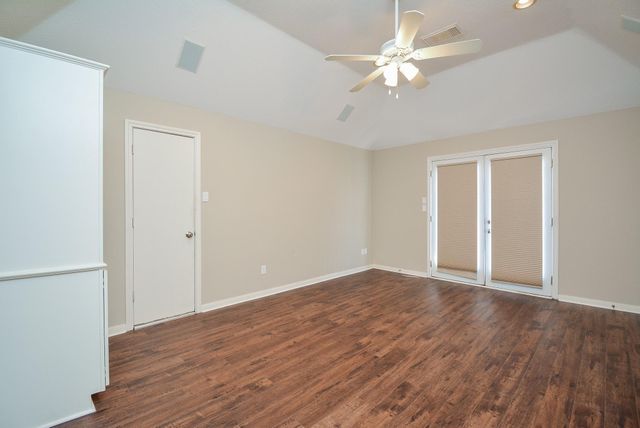 43 Fosters Green Drive, Sugar Land, TX 77479