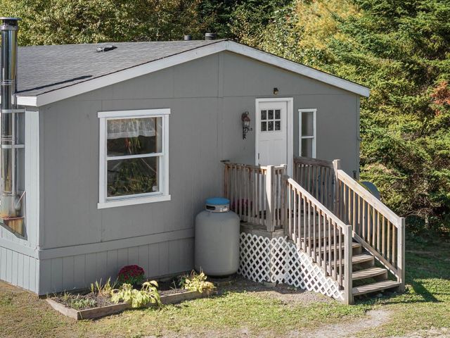 76 Cherry Lane, Eden, VT 05652