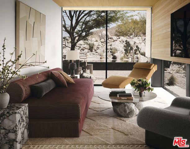 2336 Winter Sun Drive, Palm Springs, CA 92262