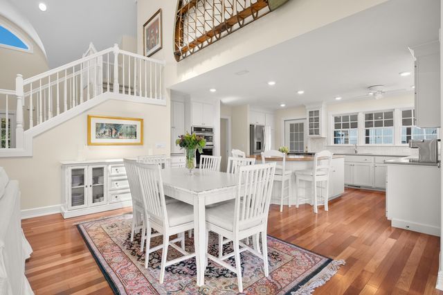449 S Skyview Drive, Kalamazoo, MI 49009