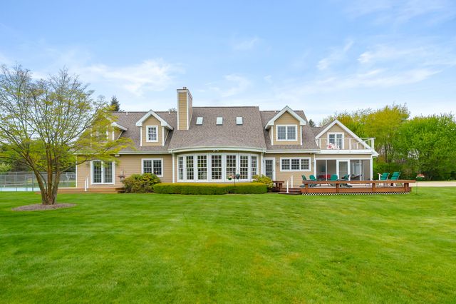449 S Skyview Drive, Kalamazoo, MI 49009