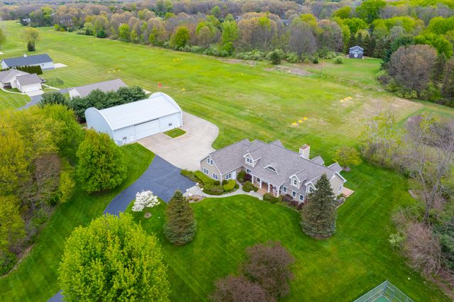 449 S Skyview Drive, Kalamazoo, MI 49009