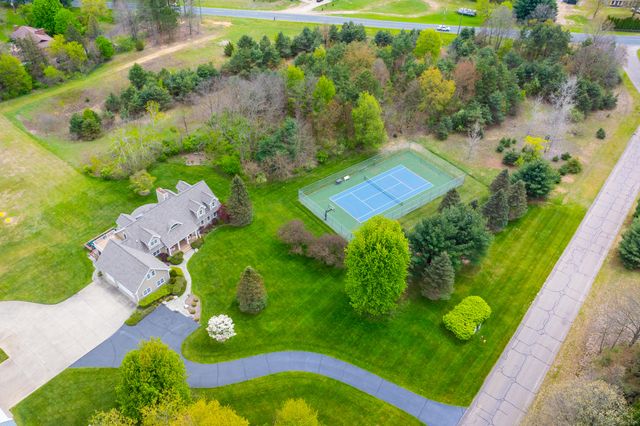449 S Skyview Drive, Kalamazoo, MI 49009