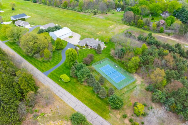 449 S Skyview Drive, Kalamazoo, MI 49009