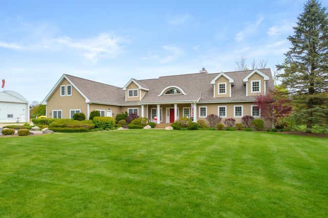 449 S Skyview Drive, Kalamazoo, MI 49009