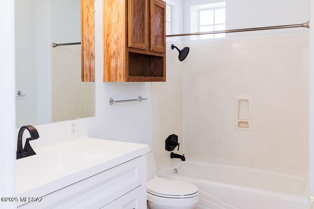 161 N Carlilse Way, Willcox, AZ 85643