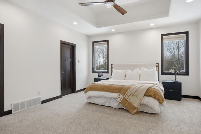 7620 Adelman Drive, Horace, ND 58047