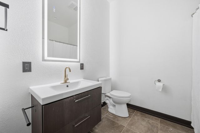 7620 Adelman Drive, Horace, ND 58047