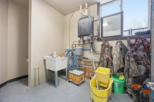 7620 Adelman Drive, Horace, ND 58047