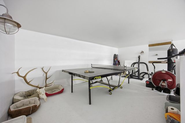 7620 Adelman Drive, Horace, ND 58047