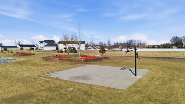7620 Adelman Drive, Horace, ND 58047