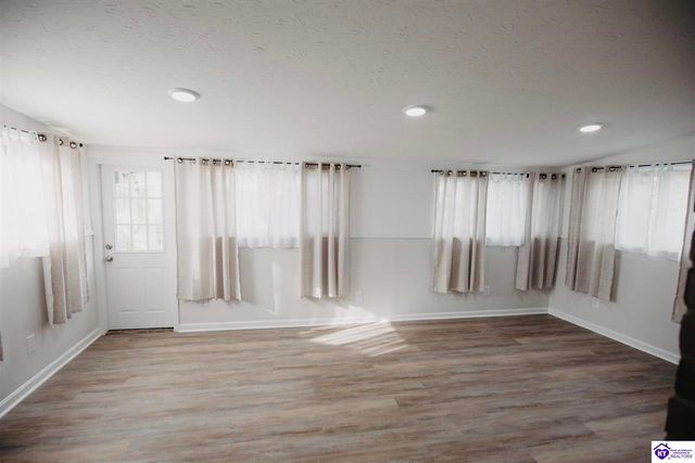 158 Donna Avenue, Radcliff, KY 40160