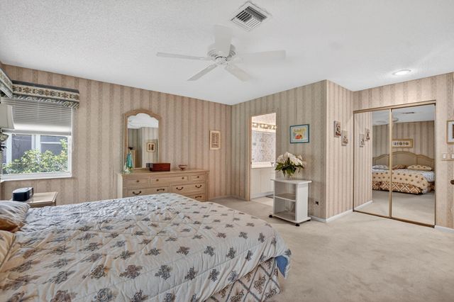 7203 Summer Tree Drive, Boynton Beach, FL 33437