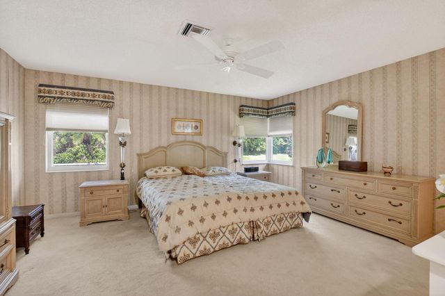 7203 Summer Tree Drive, Boynton Beach, FL 33437