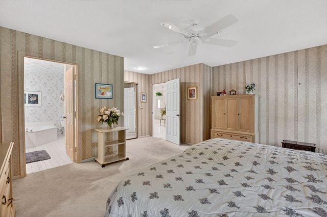 7203 Summer Tree Drive, Boynton Beach, FL 33437