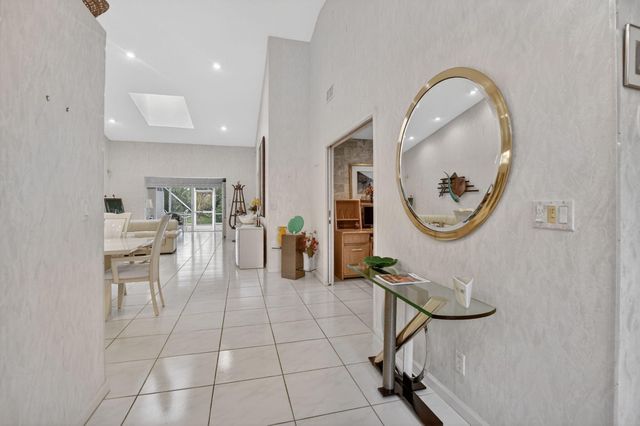 7203 Summer Tree Drive, Boynton Beach, FL 33437