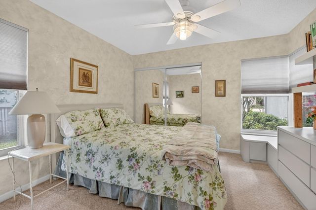 7203 Summer Tree Drive, Boynton Beach, FL 33437