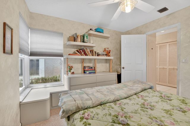 7203 Summer Tree Drive, Boynton Beach, FL 33437