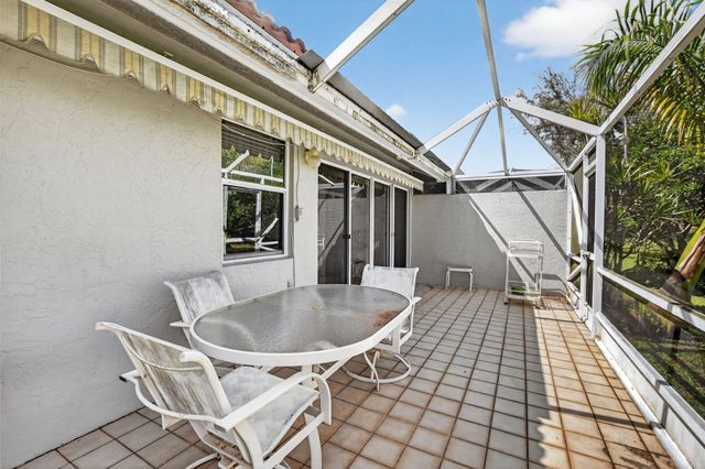 7203 Summer Tree Drive, Boynton Beach, FL 33437