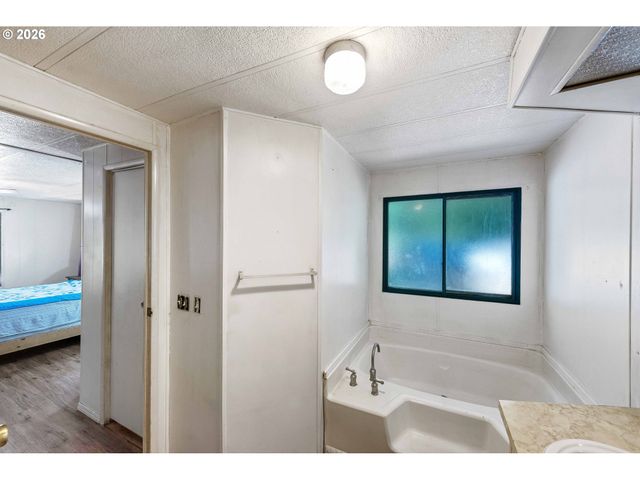 24608 LOWER SMITH RIVER Rd, Reedsport, OR 97467