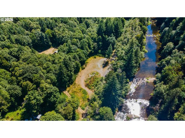 24608 LOWER SMITH RIVER Rd, Reedsport, OR 97467